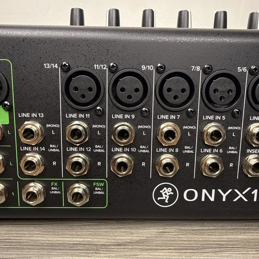 Mackie Onyx 12-Channel Premium Analog Mixer with Multi-Track USB